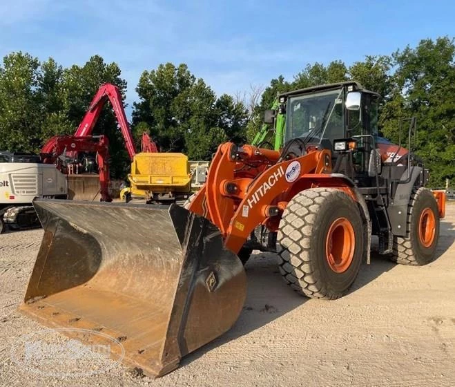 Used Hitachi loader for Sale